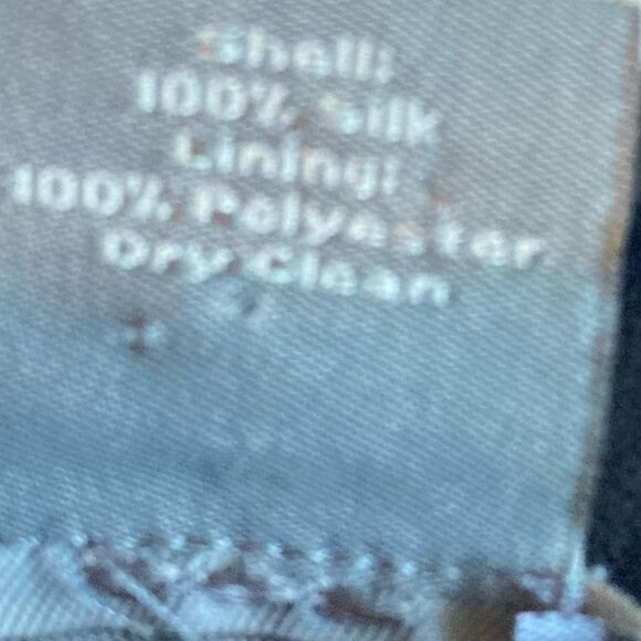 Ann Taylor Silk Top Size 2 - Picture 6 of 8